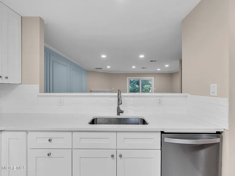 31 Lexington Ct — Photo 7