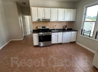 25 Hobson St #6, Newark, NJ 07112