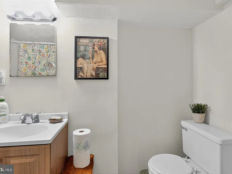 3512 Lancaster Ave #1E — Photo 9