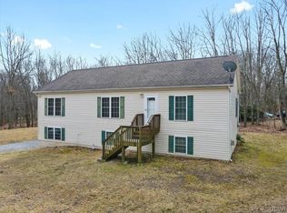 6 Sac Rd, Albrightsville, PA 18210