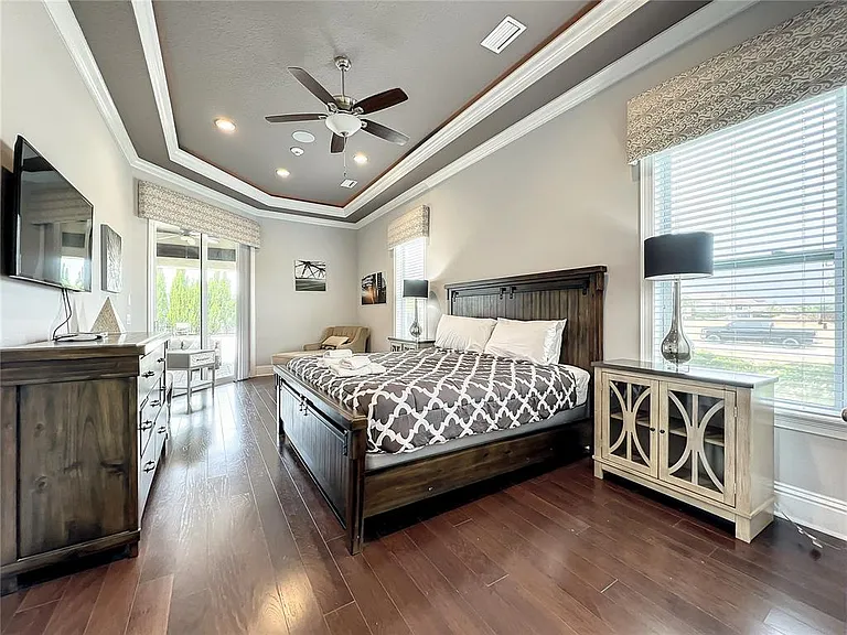 760 Golden Bear Dr — Photo 32