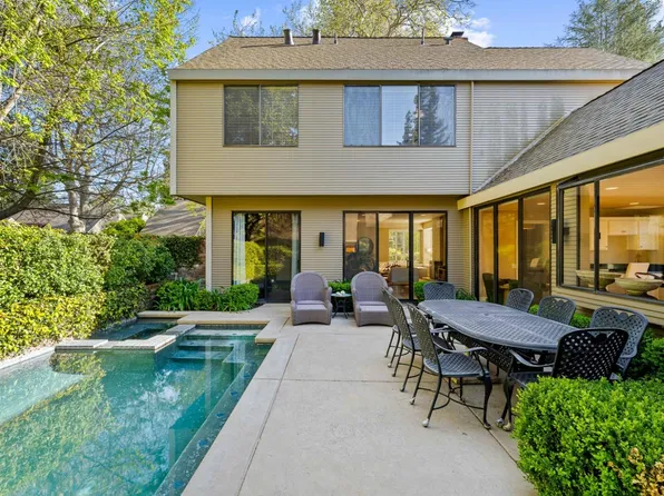 436 Wyndgate Rd, Sacramento, CA 95864