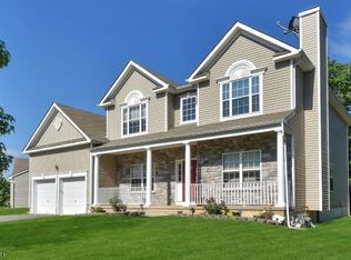 19 Winding Ridge Rd, Lake Hopatcong, NJ 07849