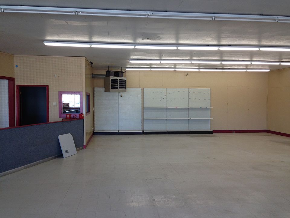 2nd image of 116 N Federal Blvd