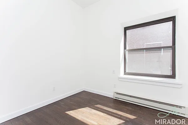 Rented by Mirador Real Estate | media 3