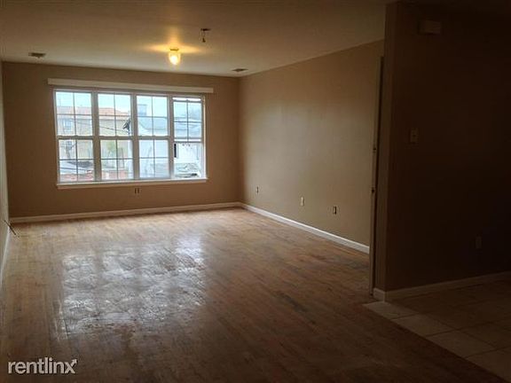 Gorgeous dining area or living room.