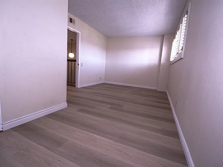 848 W Huntington Dr #28 — Photo 24