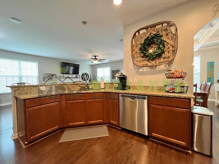 612 Calypso Ct — Photo 11