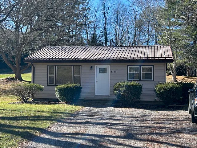 1140 Oakdale Rd