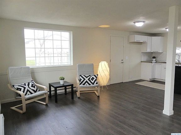 3rd image of 1401 E 4th Ave