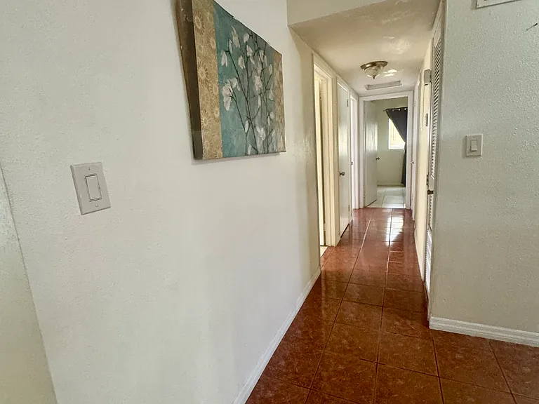 4717 Town N Country Blvd — Photo 8