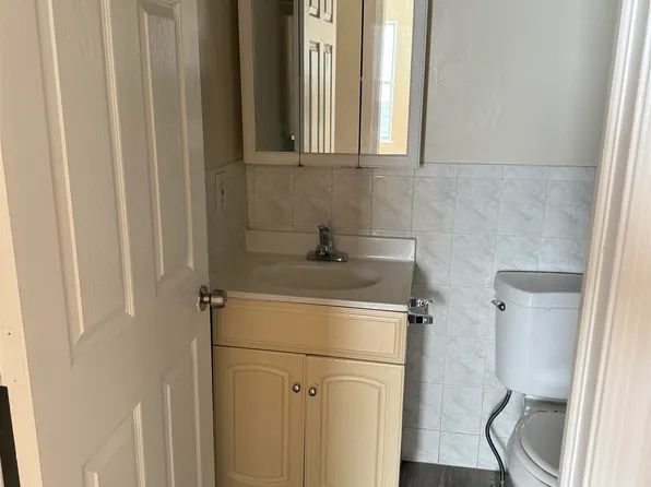 99 Bidwell Avenue image 12 of 16