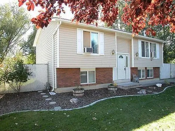 470 N 75th St W, Springville, UT 84663