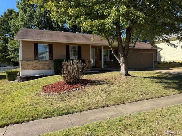 6344 Star Buck Dr, O'Fallon, MO 63368