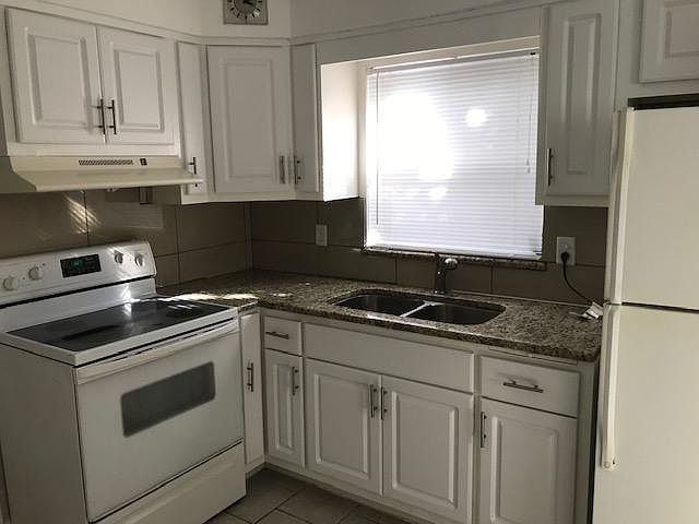 1st image of 518 Patricia Ave