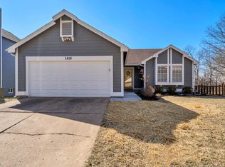 1415 Greenfield Crossing Ct, Ballwin, MO 63021