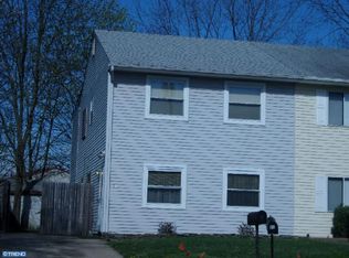 31 Hamal Ct, Turnersville, NJ 08012