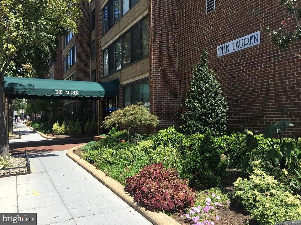 1st image of 1301 20th St NW APT 207