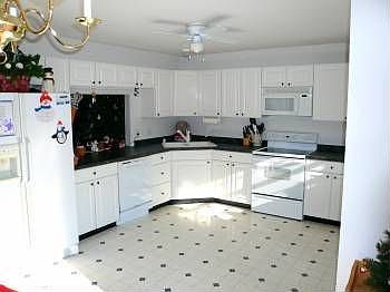 2nd image of 217 Mount Vernon Dr