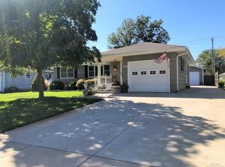 2108 Edward St, Salina, KS 67401