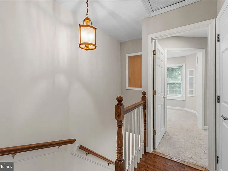 129 N Duke Dr — Photo 16