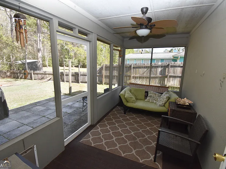218 S Lake Forest Dr — Photo 14