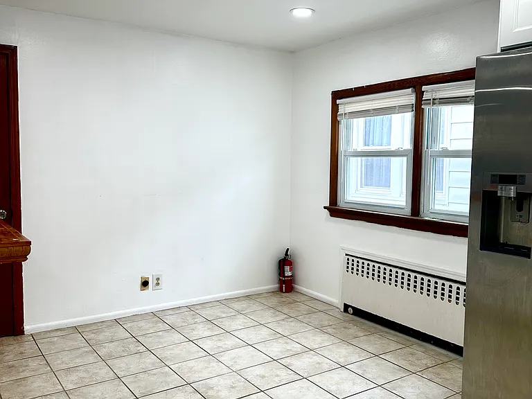 30 Garfield Ave #2 — Photo 4
