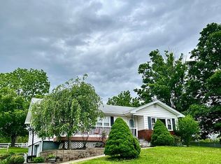 247 Oxford Rd, Chester, NY 10918