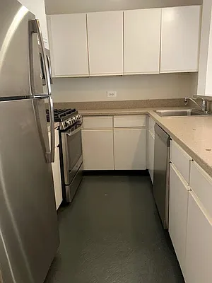 Rented by eRealty Advisors Inc | media 11