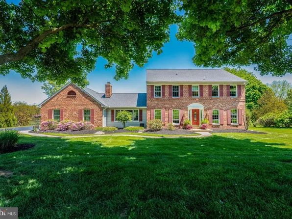 1668 Bow Tree Dr, West Chester, PA 19380