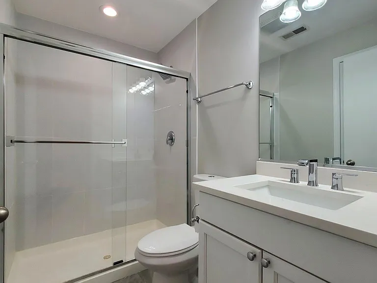 4925 S Forrestville Ave #2S — Photo 15