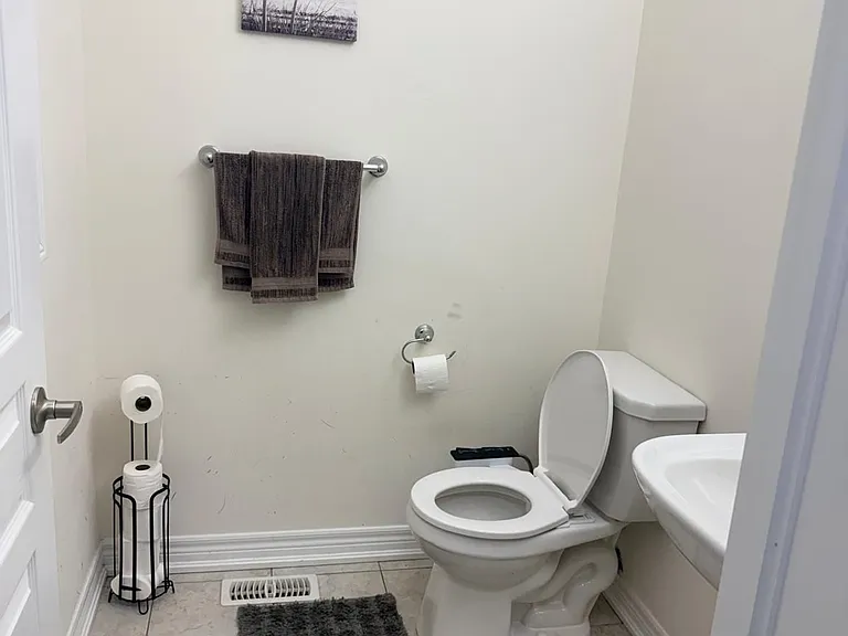 124 Johnson Dr — Photo 10