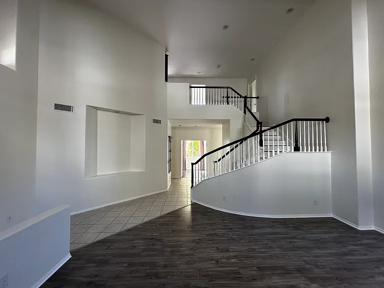 535 Aliento Way — Photo 8