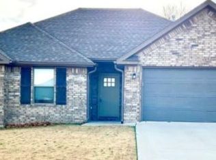 1764 Charismatic Dr, Prairie Grove, AR 72753