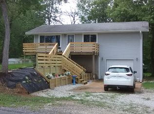 2211 N Ellory Rd, Peoria, IL 61604