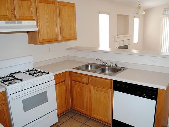 5th image of 6112 Celestial Ave NW