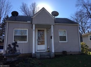 2416 Albrecht Ave, Akron, OH 44312