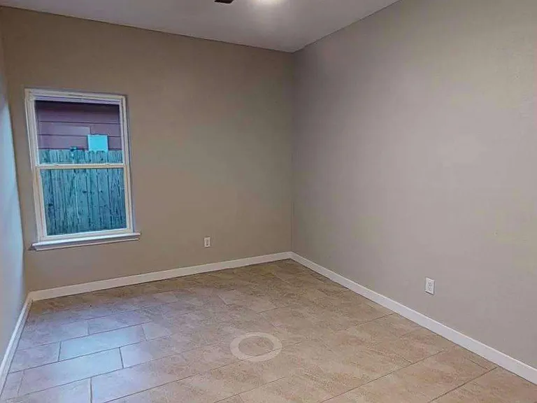 Sands Dr — Photo 9