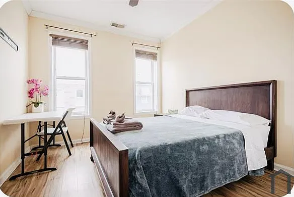 208 N Port St — Photo 7