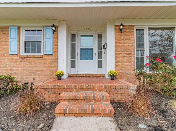 1007 Schall Place, Jacksonville, NC 28540