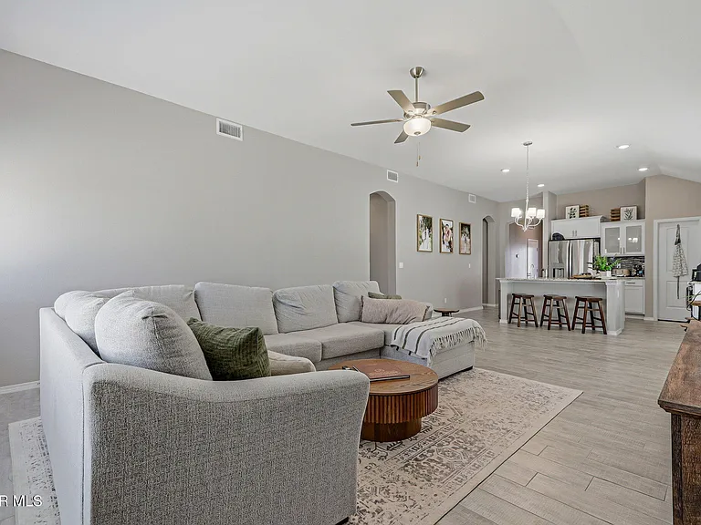 13977 Margaret Ponce Ave — Photo 7