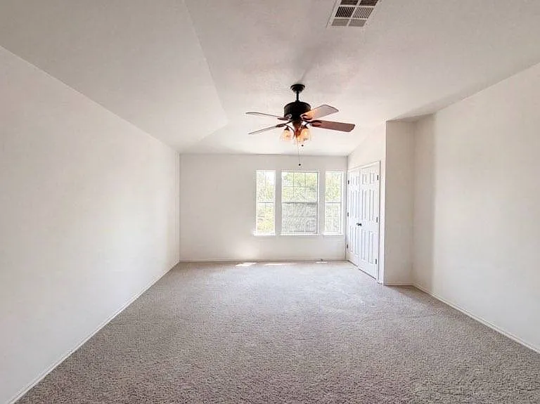 6807 Aquamarine Dr — Photo 10