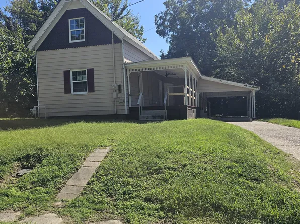 267 E Walnut St, Dyer, TN 38330