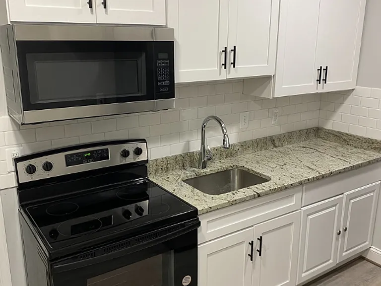 2103 Belair Rd #J-750 — Photo 5