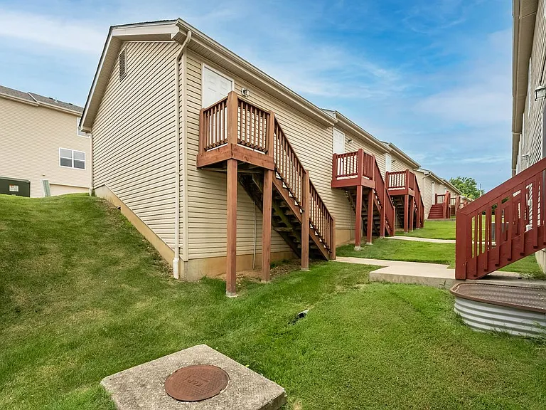 114 Willott Square Dr — Photo 18
