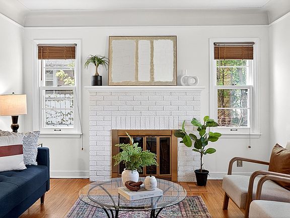 5th image of 1207 E 54th St