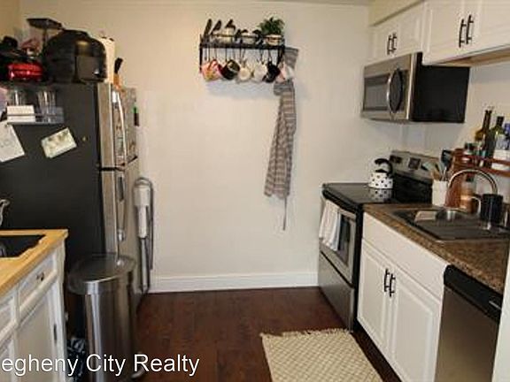 5th image of 54 Hawley Ave APT 9