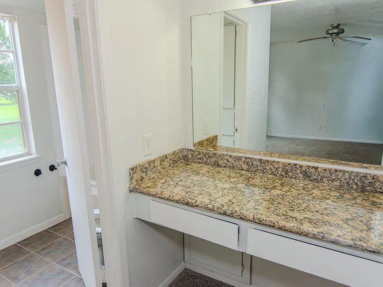 20335 Fieldtree Dr — Photo 18