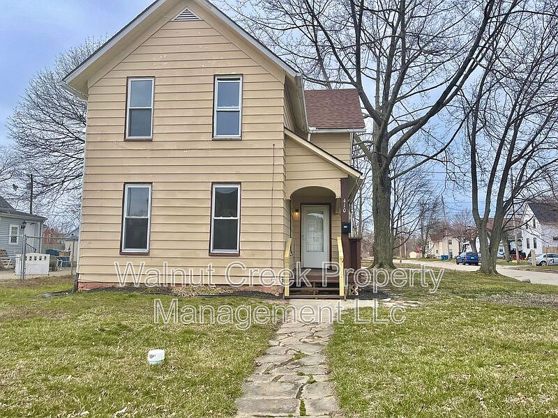 1st image of 410 W 14th St