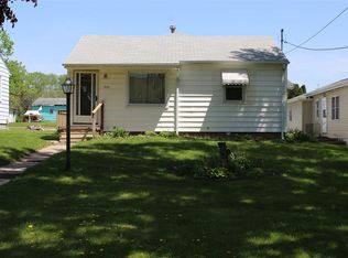 1026 Ash St, Waterloo, IA 50703